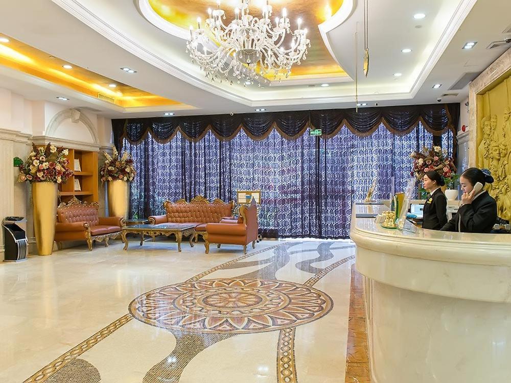 Vienna Hotel Banxuegang Road Σενζέν Εξωτερικό φωτογραφία